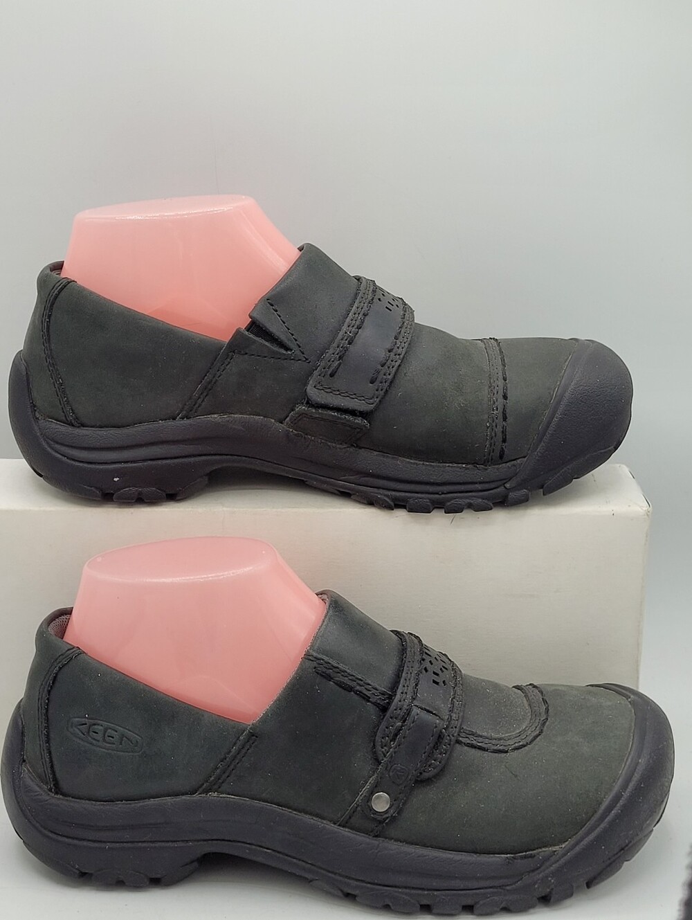 KEEN Kaci Leather  Slip-On Shoes Size 7
